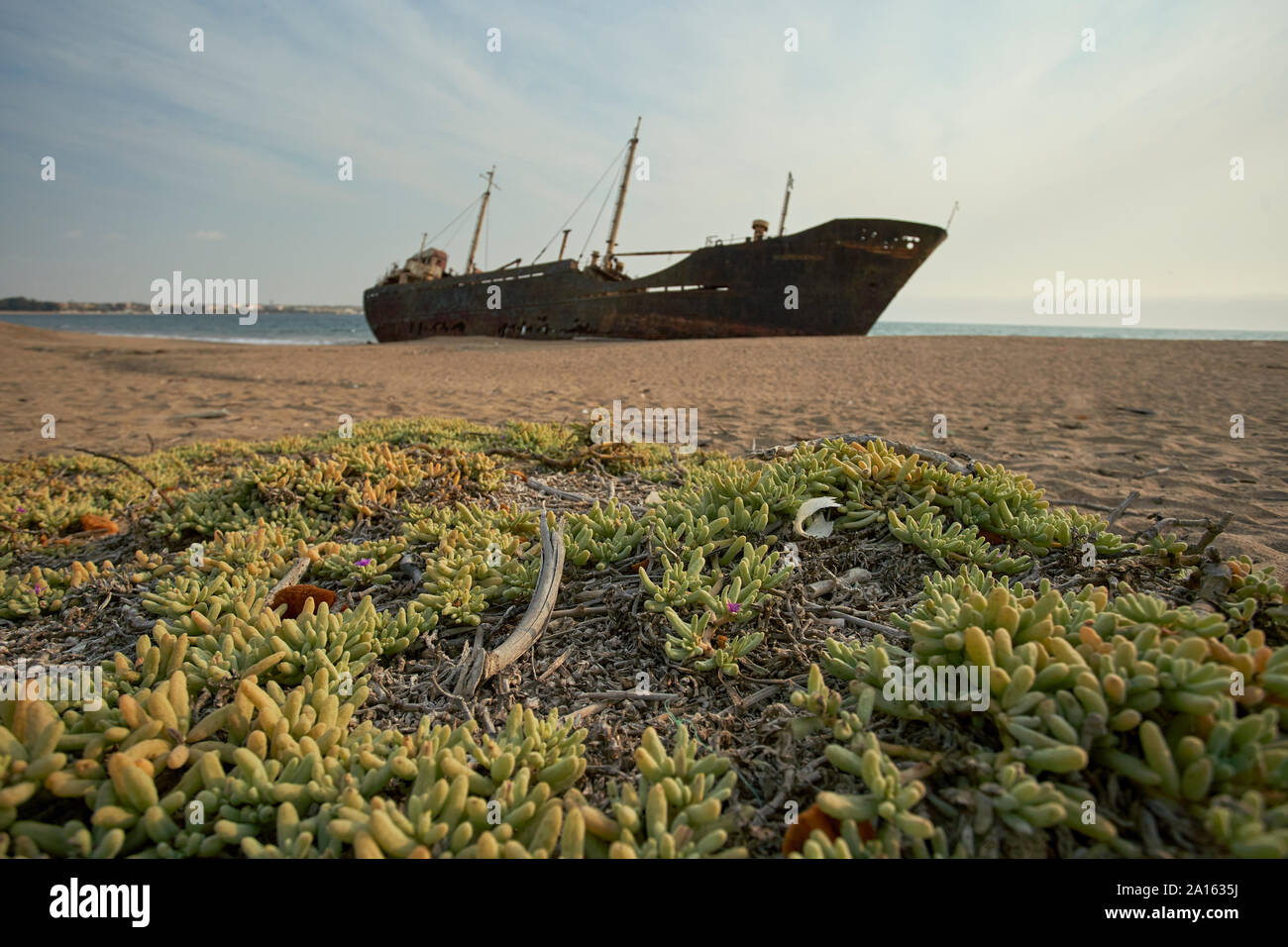 In Namibe independecia Shipwreck Beach. Namibe Angola Stockfoto
