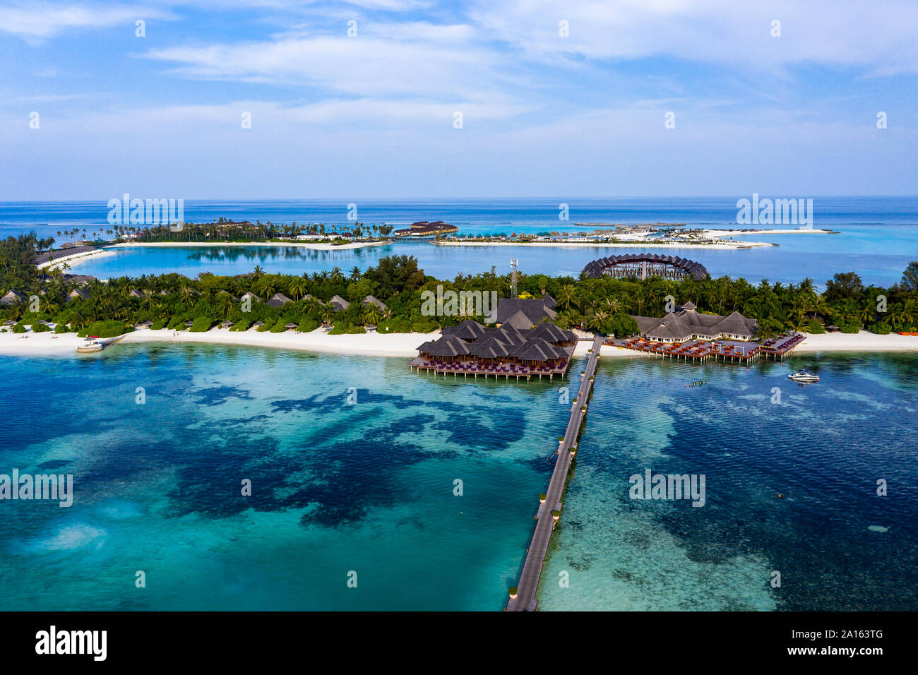Luftaufnahme von Beach Bungalows, Olhuveli, Süd Male Atoll, Malediven Stockfoto