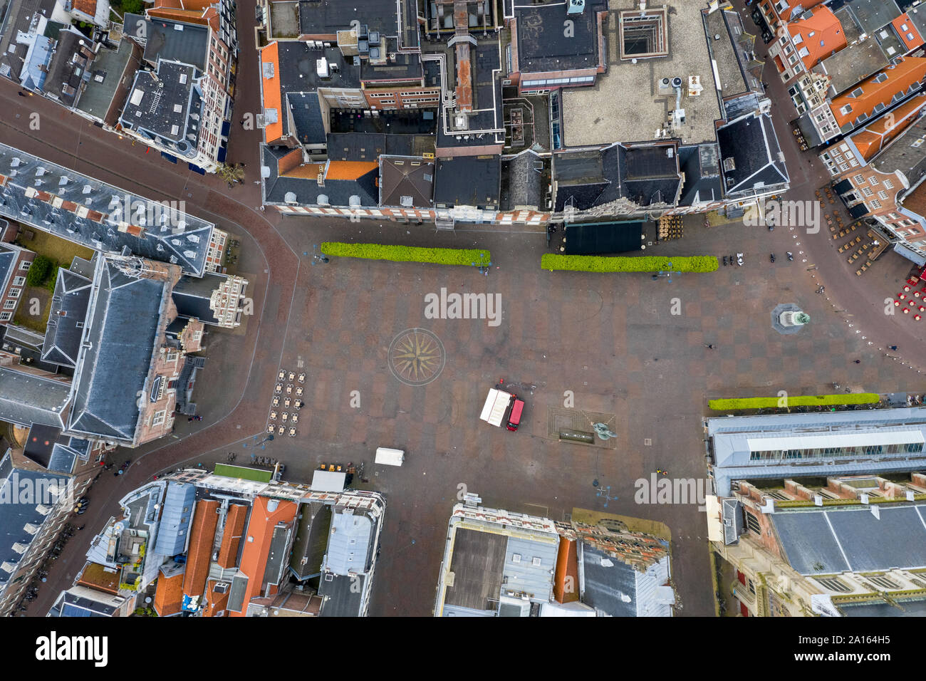 Luftaufnahme von Wohngebäuden in Haarlem City Stockfoto