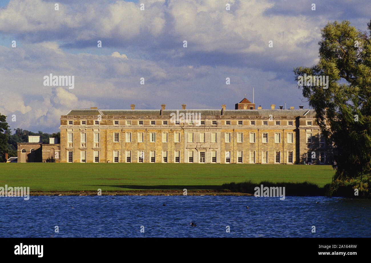 Petworth House stattliche Haus von Herrn Egremont in West Sussex. DIESES BILD WURDE AUS DEM LAND, DIE DER ÖFFENTLICHKEIT FREIEN ZUGANG Stockfoto