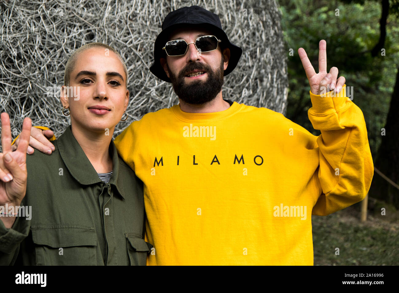 Portrait von italienischen indie Musik Duo kommen Cose (Francesca Mesiano, Fausto Lama) Stockfoto