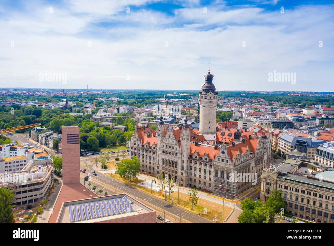 Hohe Betrachtungswinkel von Neues Rathaus in Leipzig City Stockfoto