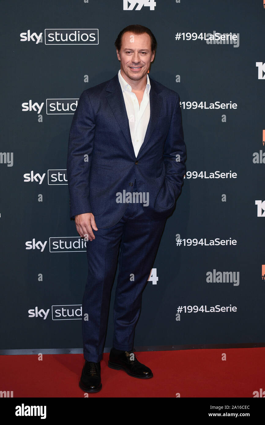 Italien, Rom, 24. September 2019: Italienische Schauspieler Stefano Accorsi besucht das fotoshooting von Sky-TV-Serie "1994" Foto © Fabio Mazzarella/Sintesi/Alamy Stockfoto