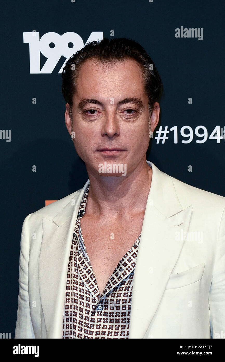 Italien, Rom, 24. September 2019: Italienische Schauspieler Maurizio Lombardi besucht das fotoshooting von Sky-TV-Serie "1994" Foto © Fabio Mazzarella/Sintesi/Alam Stockfoto