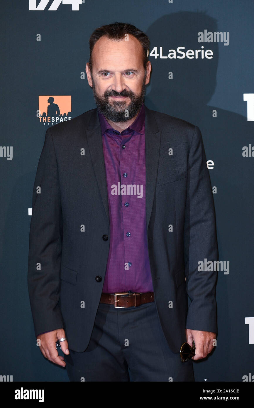 Italien, Rom, 24. September 2019: Italienische Schauspieler Paolo Pierobon besucht das fotoshooting von Sky-TV-Serie "1994" Foto © Fabio Mazzarella/Sintesi/Alamy S Stockfoto