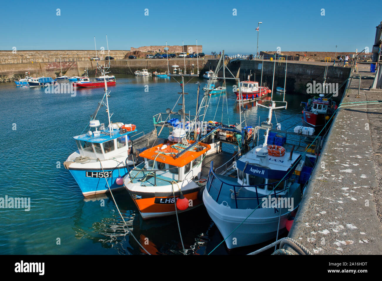 Fischerboote in den Victoria Harbour, Dunbar. Schottland Stockfoto