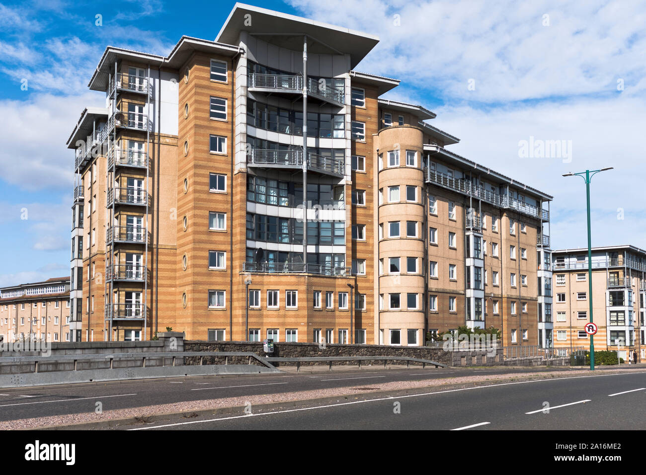 dh Neue moderne Apartments GEBÄUDE ABERDEEN SCHOTTLAND Apartment Unterkunft Wohnungen uk City Home housing scottish Homes Properties Häuser Stockfoto