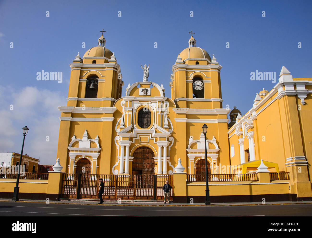 Die Kathedrale von Trujillo in der Plaza de Armas, Trujillo, Peru Stockfoto