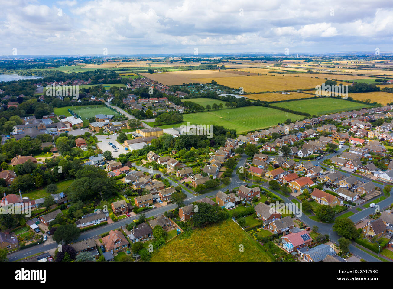 Luftaufnahme von Gebäuden und die blosse in der Küstenstadt Hornsea im Sommer 2019 Stockfoto