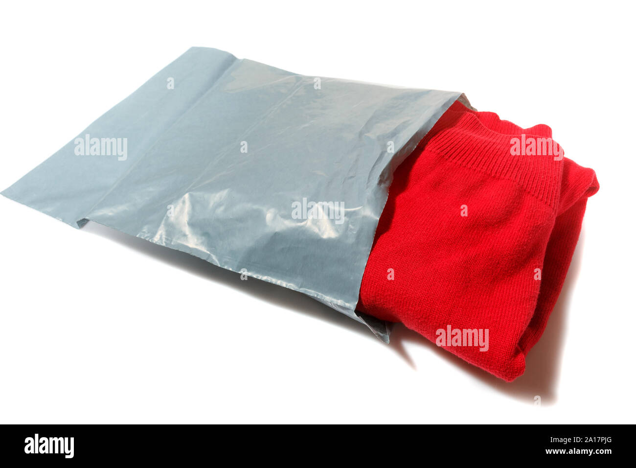 Mailing Tasche auf weißem Hintergrund Stockfoto