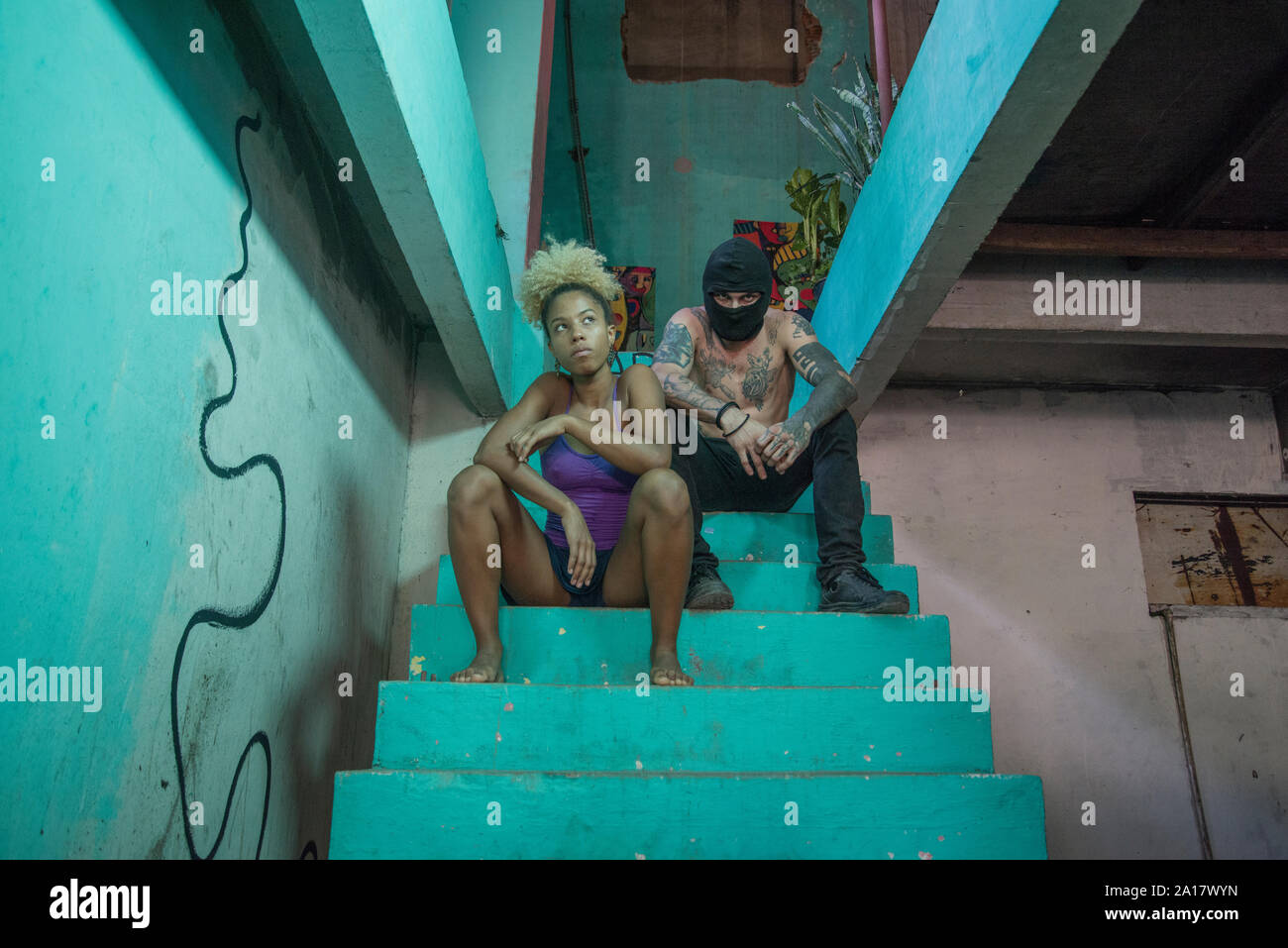 Paar revolutionäre auf vergriffen Eigenschaft Treppe Stockfoto