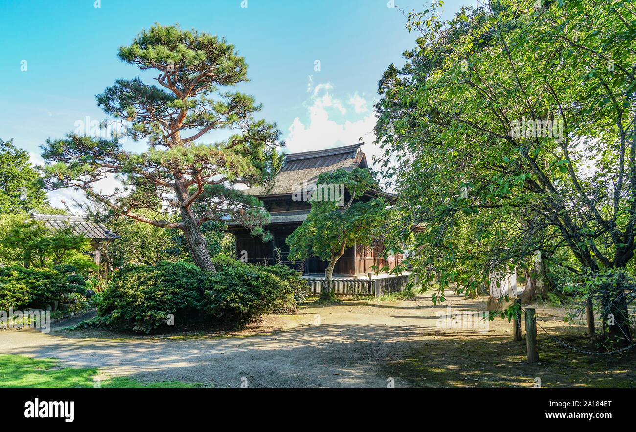 Butsuden (Buddha Hall) von Seihakuji Tempel in Yamanashi, Japan, eine Rinzai Zen-buddhistischen Tempel. Gebäude als nationaler Schatz, im Jahre 1415 erbaut. Stockfoto