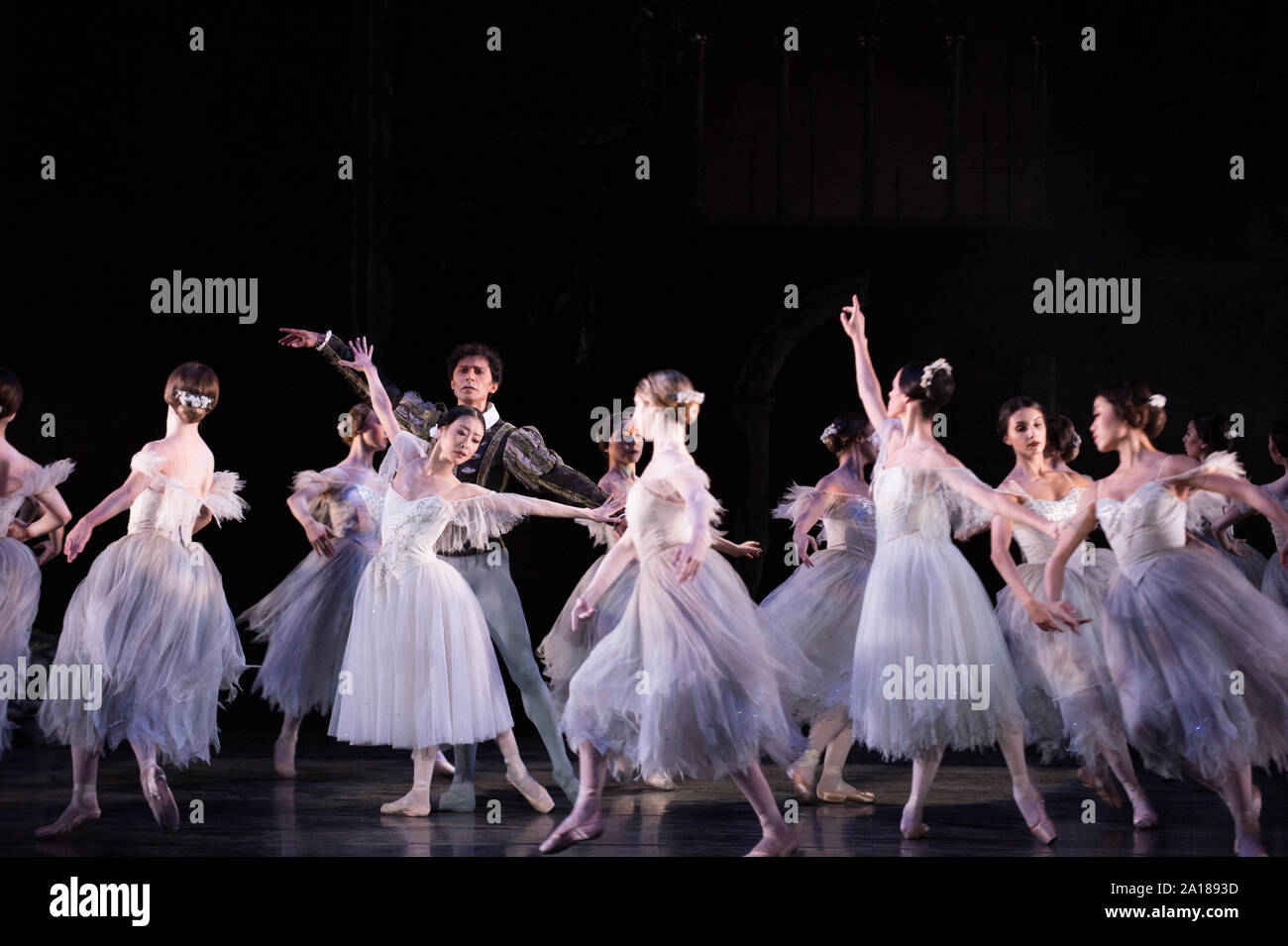 Birmingham Royal Ballet - Giselle - Choreographie Marius Petipa, Jean Coralli, Jules Perrot, David Bintley, Musik Adolphe Adam. Rehersal 24. September Stockfoto