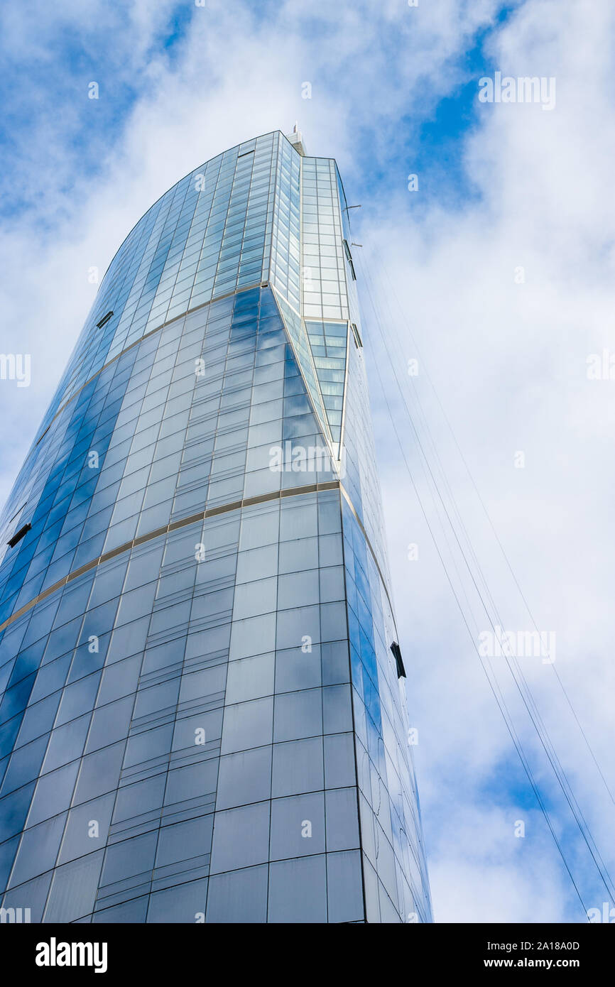 Modernes Glas und Stahl Commercial Office Tower Stockfoto