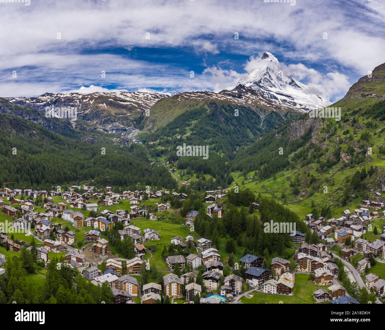 Schöne Antenne Landschaft auf Zermatt und das Matterhorn Gipfel, Schweiz Stockfoto