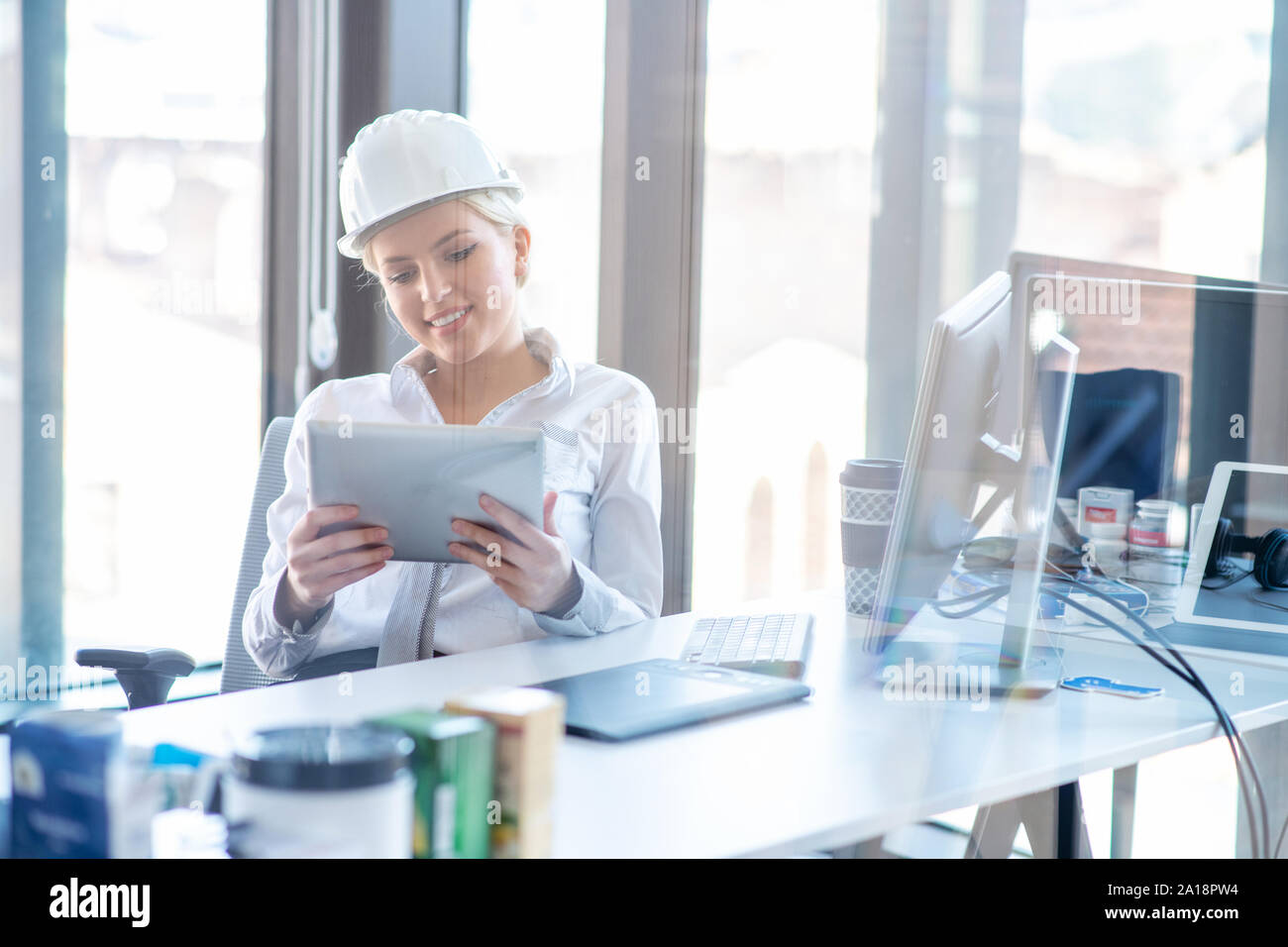 Designerinnen im Büro Architekten Projekt Stockfoto