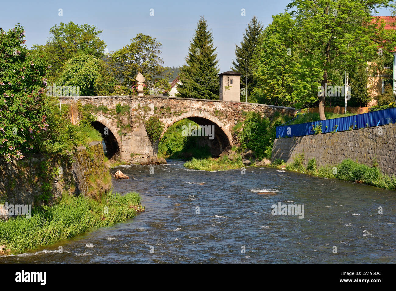 St. Jan Nepomucen Brücke von 1565, Polen, Lądek Zdrój Stockfoto