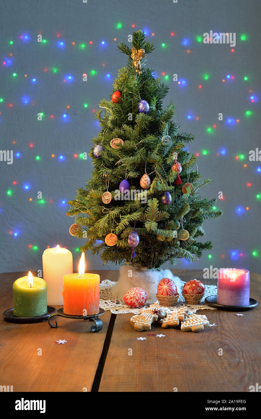 Kerzen am weihnachtsbaum -Fotos und -Bildmaterial in hoher Auflösung ... Kerzen am weihnachtsbaum -Fotos und -Bildmaterial in hoher Auflösung ...