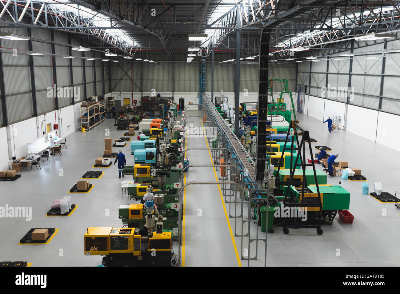 Maschinen in einer Fabrik Lagergebäude Stockfoto