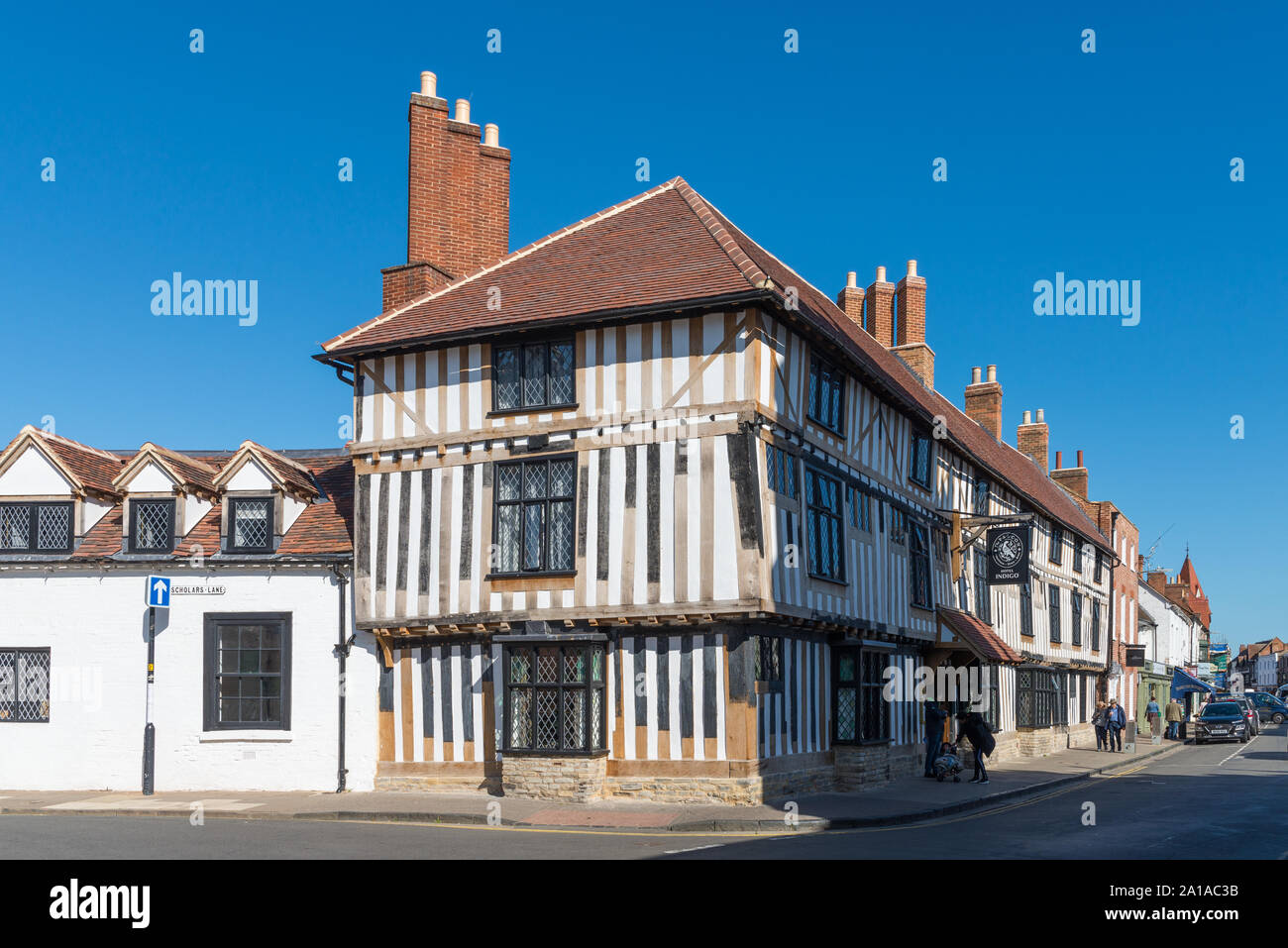 Das kürzlich eröffnete Hotel Indigo Stratford-upon-Avon in der Chapel Street befindet sich in einem aus dem 16. Jahrhundert Fachwerkhaus Stockfoto