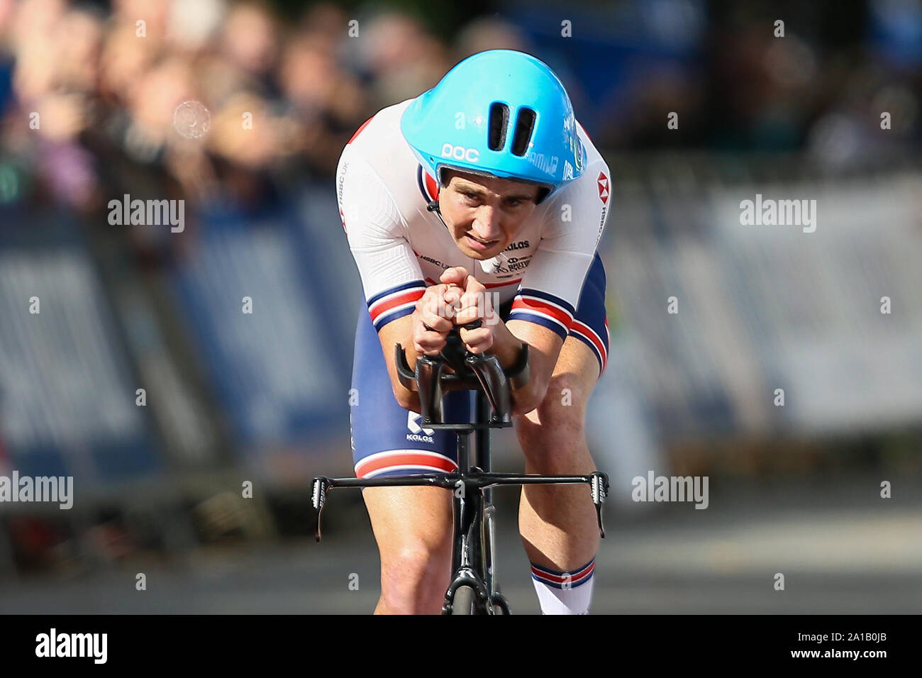 Harrogate, Großbritannien. 25. September 2019. John Archibald von Großbritannien kreuzt die Linie an der 2019 UCI Road World Championships Mens Elite Einzelzeitfahren. September 25, 2019 Credit Dan-Cooke/Alamy leben Nachrichten Stockfoto