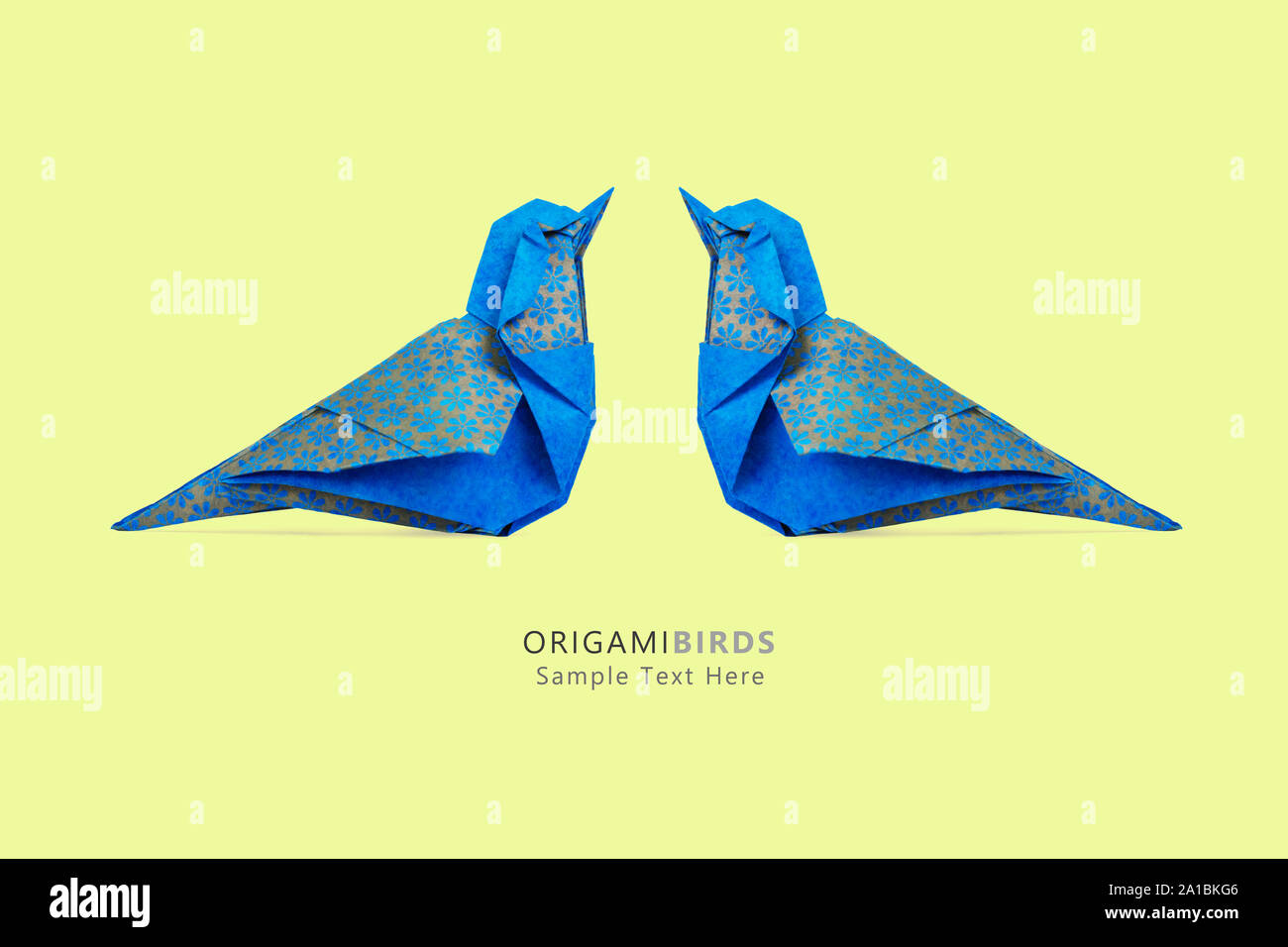 Origami Blue Birds Paar Stockfoto