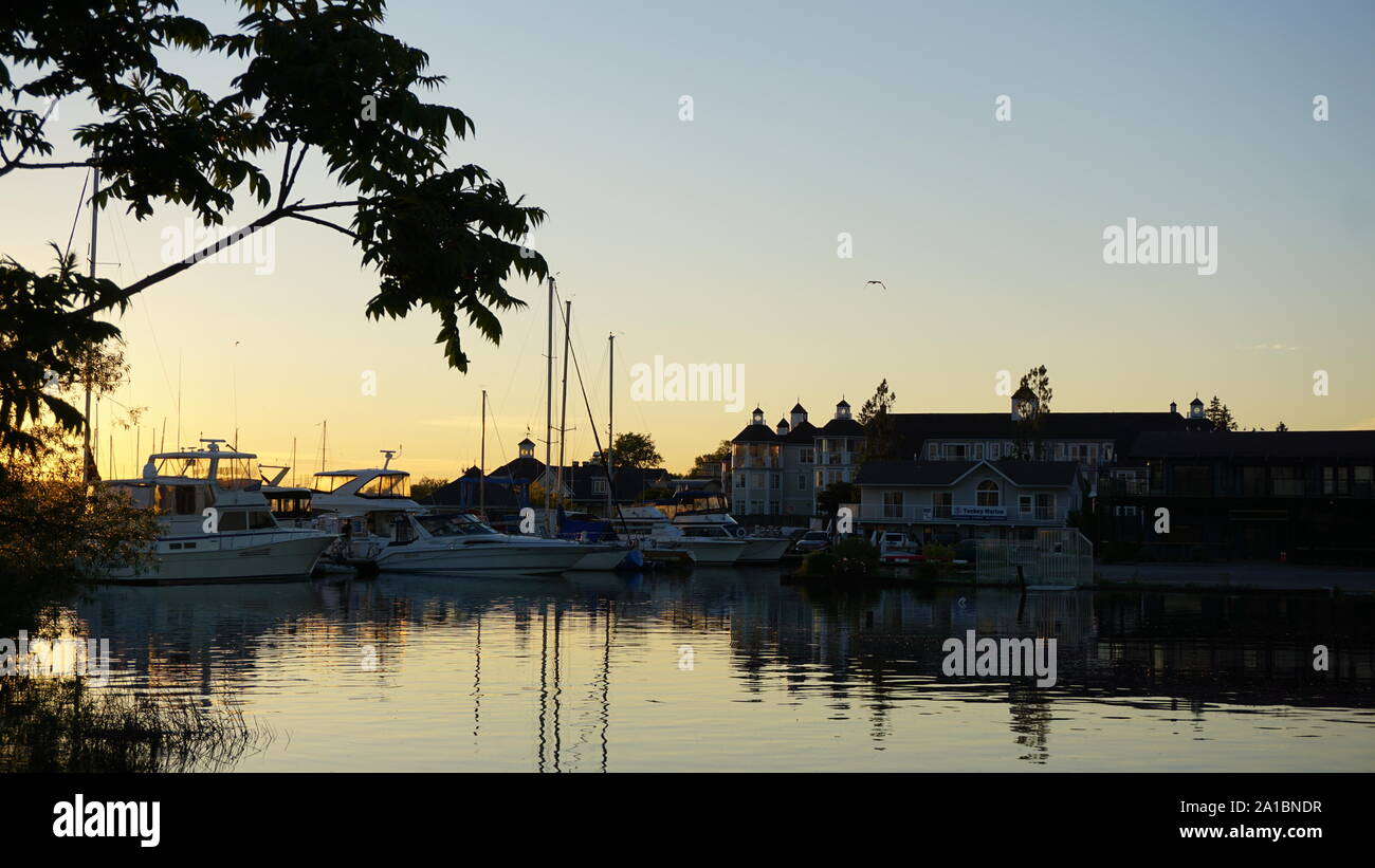 Sonnenuntergang am Frenchman's Bay, Pickering, AUF Stockfoto