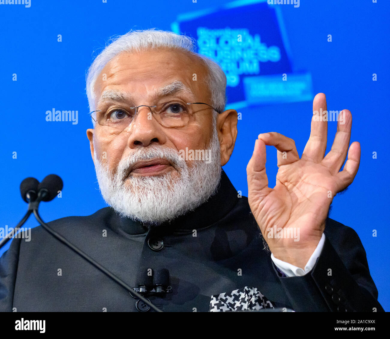 New York, USA. 25 Sep, 2019. Indische Ministerpräsident Narendra Modi spricht an der Bloomberg Global Business Forum 2019 im Plaza Hotel in New York City. Credit: Enrique Ufer/Alamy leben Nachrichten Stockfoto
