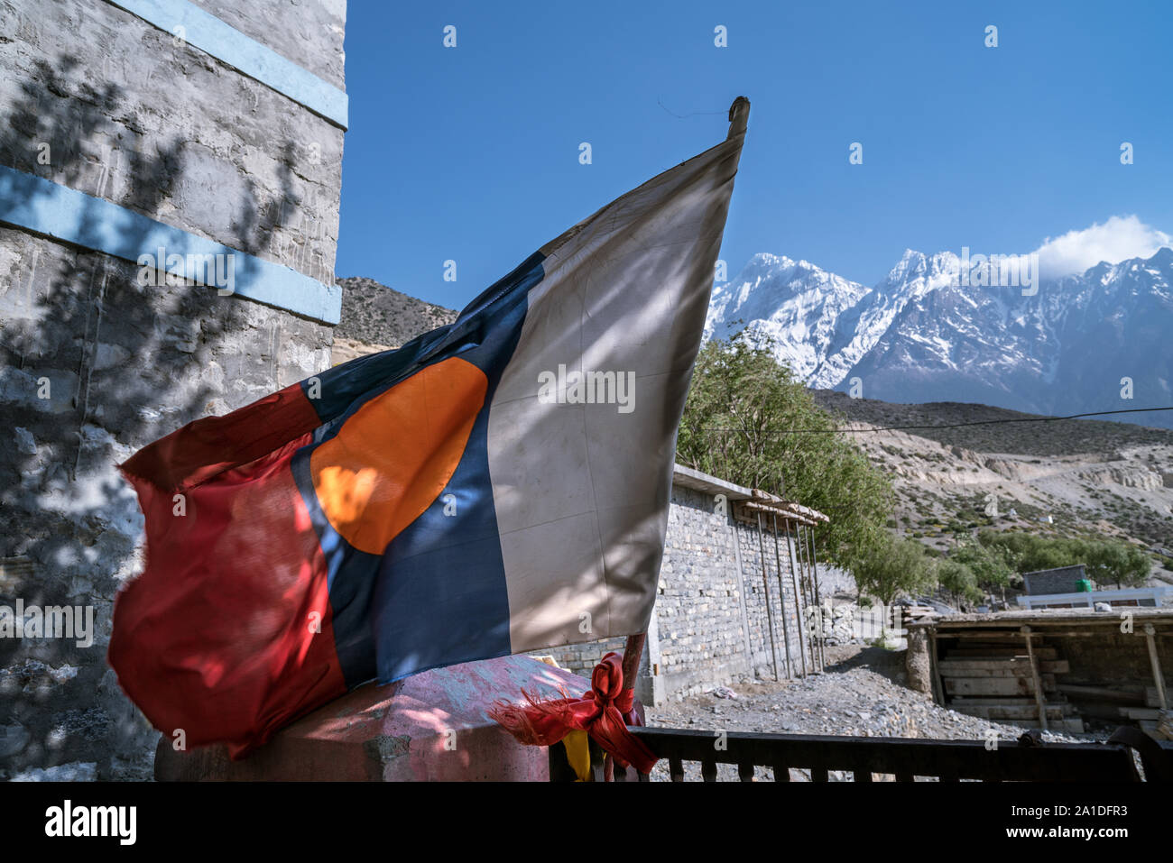 Thini Gompa in einem kleinen Dorf in der Nähe von Thini Jomsom, Mustang, Nepal Stockfoto