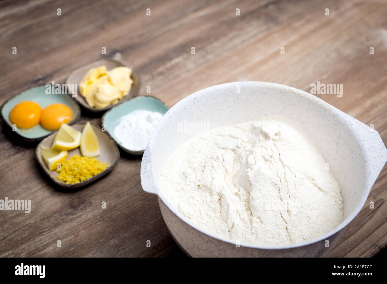 Basic ingedrients für ein Cookie Dough, Kuchen oder Gebäck, Copyspace Stockfoto