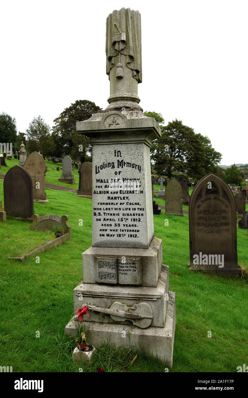 Titanic Kapellmeister Wallace Hartley's Memorial in Keighley Road Friedhof, Colne, Pendle, Lancashire, England, Großbritannien. Stockfoto