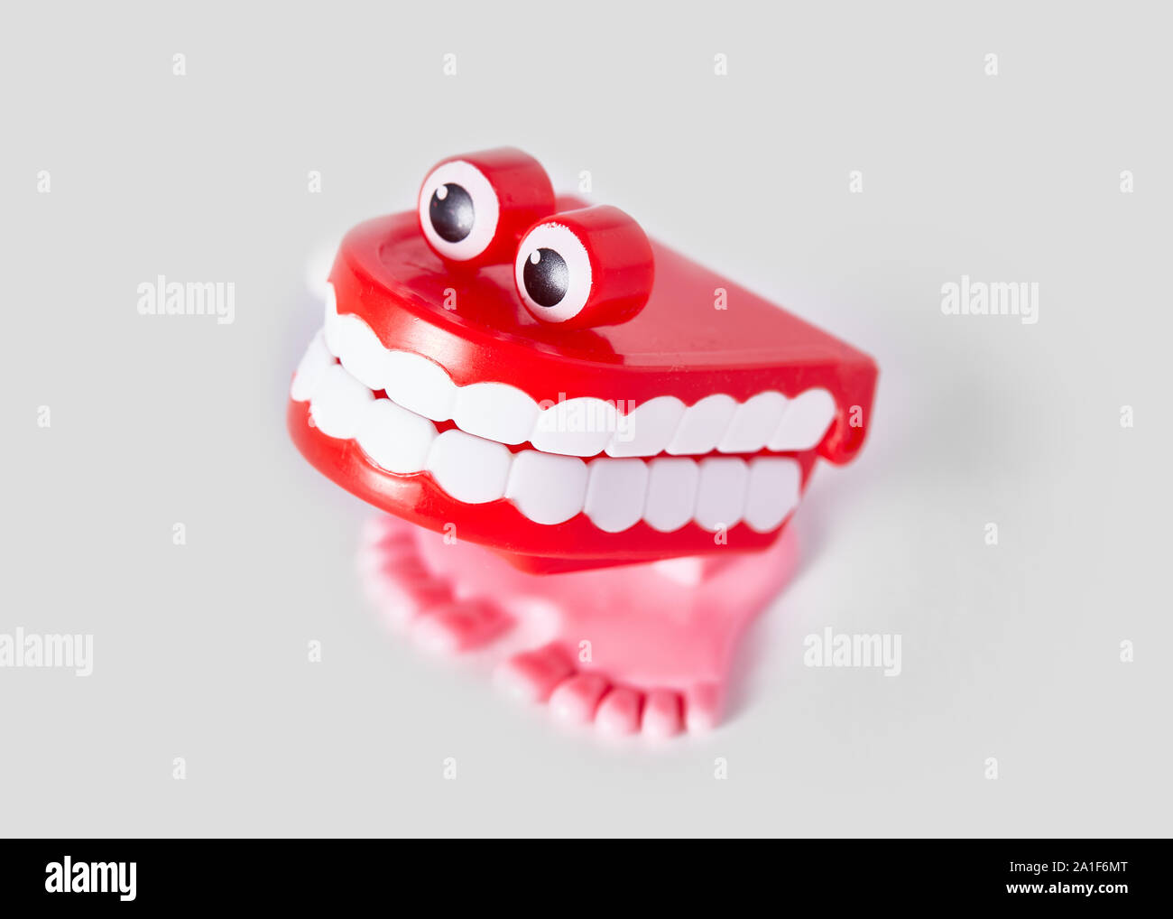 Das Klappern der Zähne Spielzeug Stockfoto