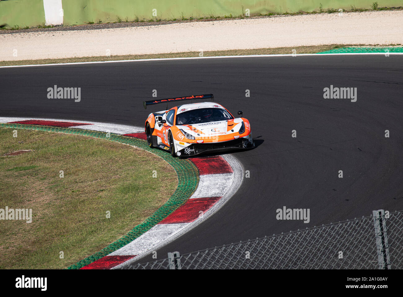 Vallelunga, Italien am 14. September 2019. Vorderansicht des racing Ferrari 488 Evo Racing Car in Aktion während der Rennen auf schalten Stockfoto