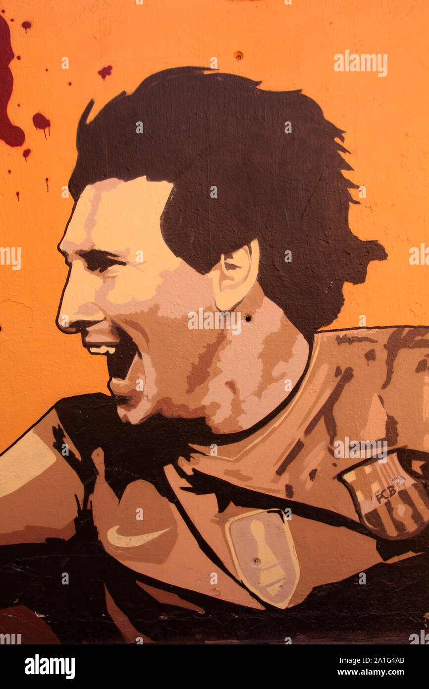 BARCELONA - Januar 13: Graffiti zu Ehren Lionel Messi am 13 Januar, 2011 in Barcelona, Spanien. Tribut nach dem Gewinn der dritten FIFA Ballon d'Or. Diese Stockfoto