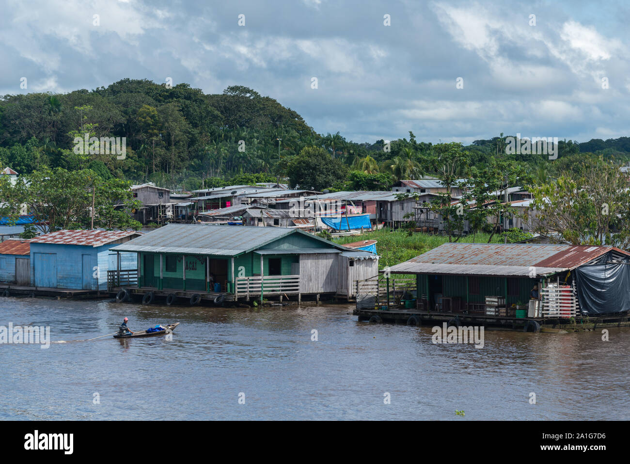 Obersations auf eine zweitägige Bootsfahrt von Manaus Tefé, Monat Mai, Rio Solimoes, Amazonas, Ende der Regenzeit, der Amazonas, Brasilien, Lateinamerika Stockfoto