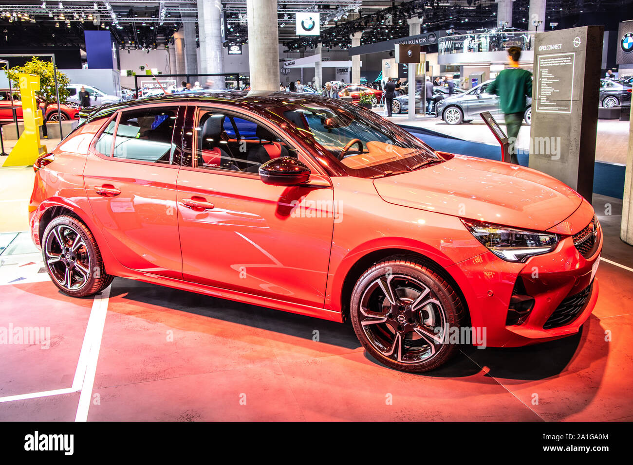 Frankfurt, Deutschland, September 2019 alle neuen Opel Astra F auf der IAA, PSA CMP EMP1 Plattform, 6. Gen, 2020 Modell Jahr supermini Auto produziert von Opel Stockfoto