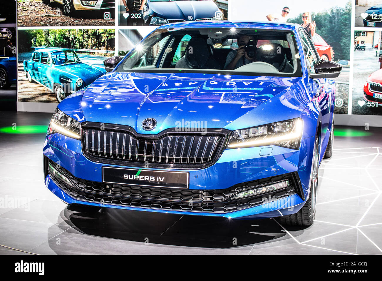 Frankfurt, Deutschland, Sep 2019 neue Skoda Superb iV PIHV Plug-in-Hybrid,  IAA, B8, Typ 3V, 3. Generation, Verschönerung, MQB Plattform, 2020 Modell  Jahr, von Skoda Stockfotografie - Alamy