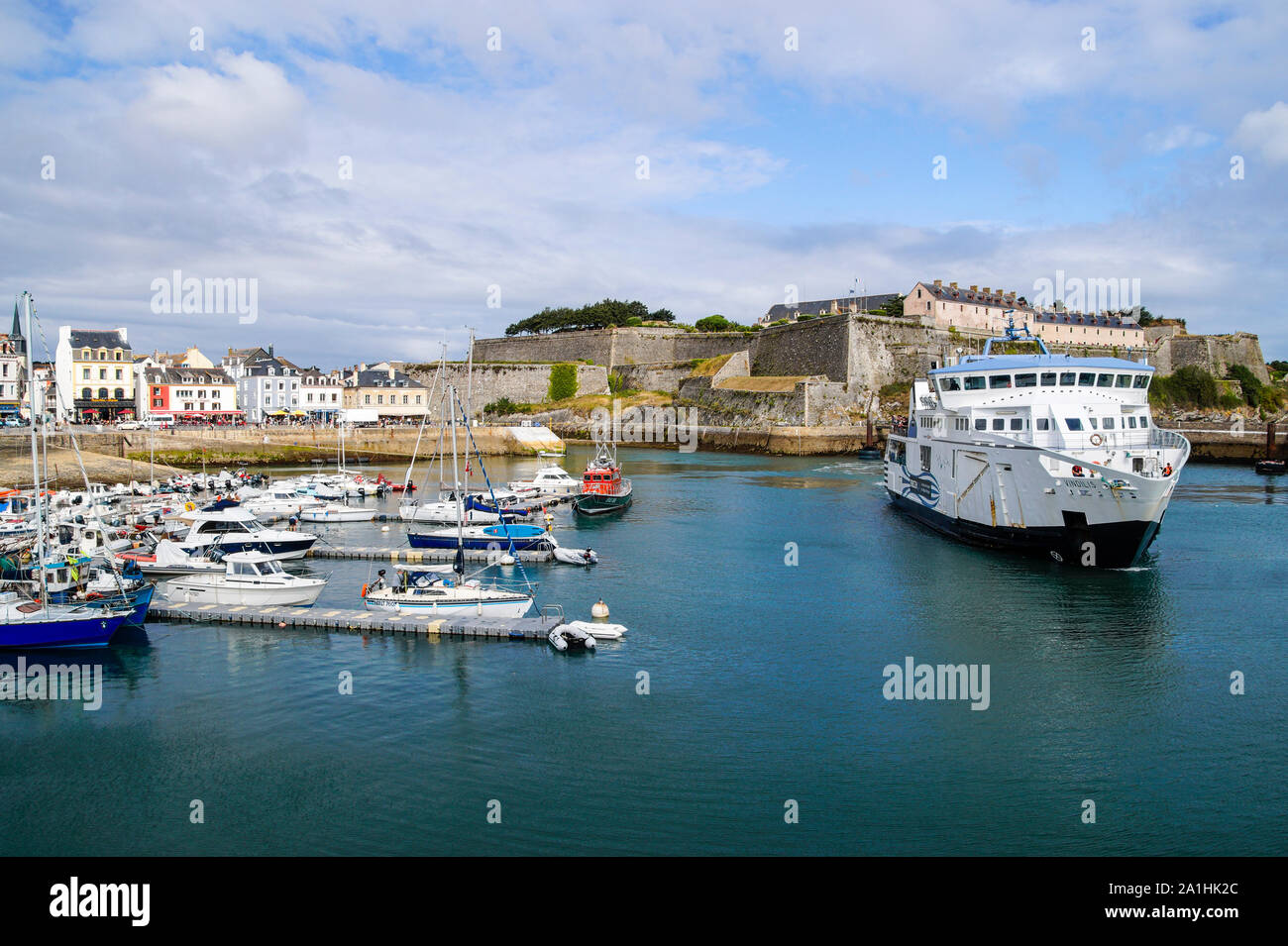 Compagnie Oceane Auto- und Passagierfähre Vendilis im Hafen von Le Palais auf der Insel Belle-Ile-en-Mer Bretagne Frankreich Stockfoto