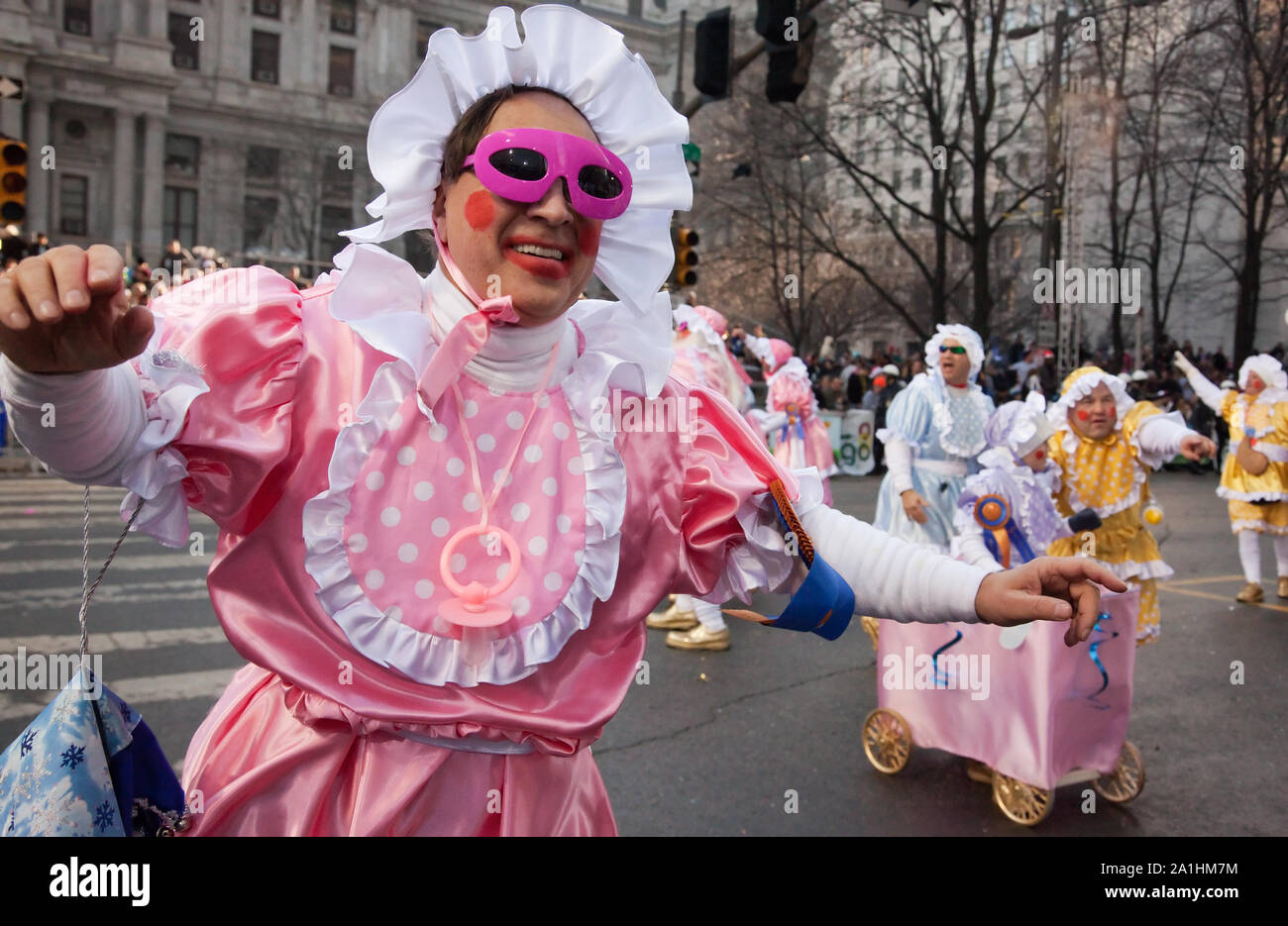 Kukeri Parade am Tag des neuen Jahres, Philadelphia, Pennsylvania Stockfoto