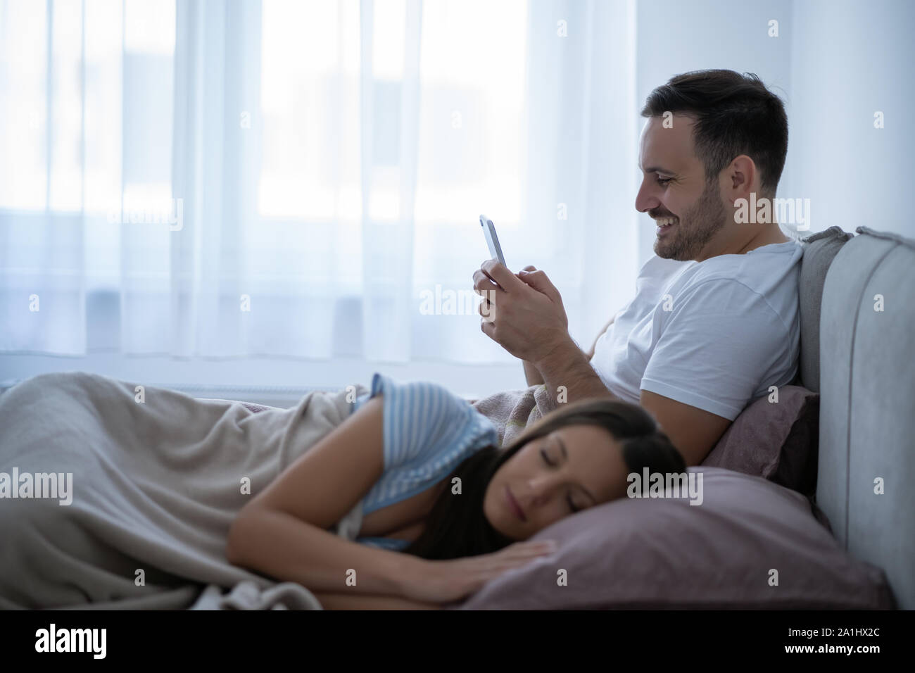 Cheating wife Fotos und Bildmaterial in hoher Auflösung Alamy
