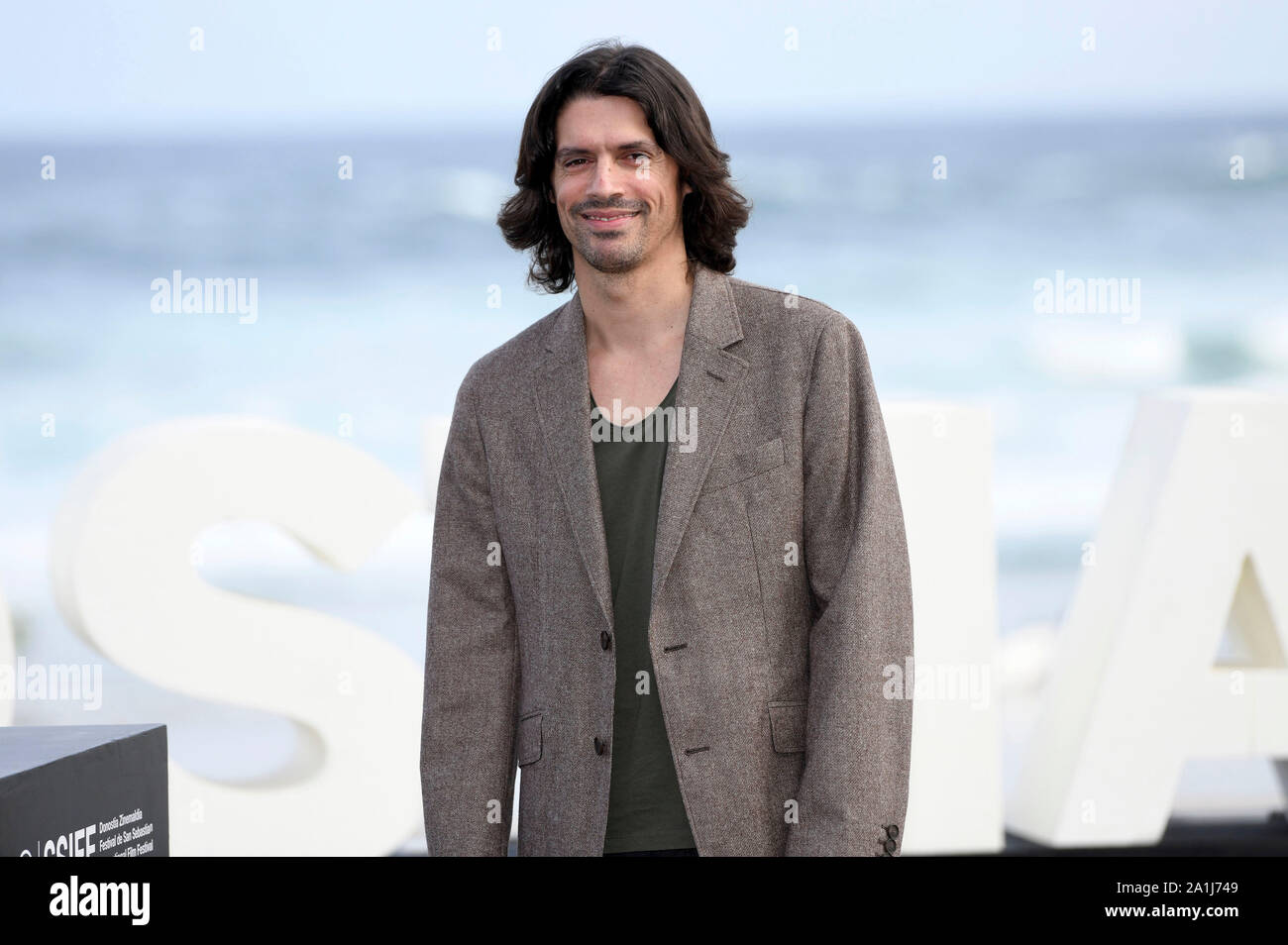 Goncalo Waddington am Fotoshooting zu 'Patrick' an der 67th San Sebastian International Film Festival / Festival Internacional de Cine de San Sebastián auf dem Kursaal Terasse. San Sebastian, 25.09.2019 | Verwendung weltweit Stockfoto