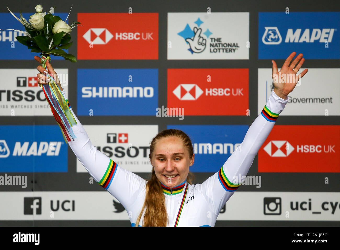 Harrogate, Großbritannien. 27. September 2019. Megan Jastrab der USA nimmt Gold im 2019 UCI Road World Championships Frauen Junior Straße Rennen. September 27, 2019 Credit Dan-Cooke/Alamy leben Nachrichten Stockfoto
