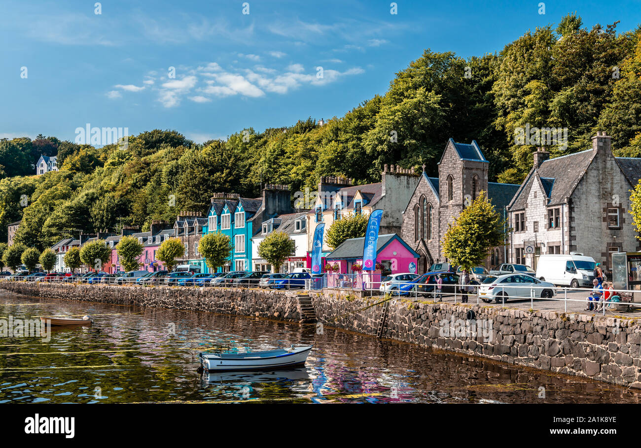 Die tobermory Waterfront. Tobermory ist die Hauptstadt von Mull, und bis 1973 der einzige Burgh auf, die Insel Mull in der Schottischen Inneren Hebriden. Stockfoto