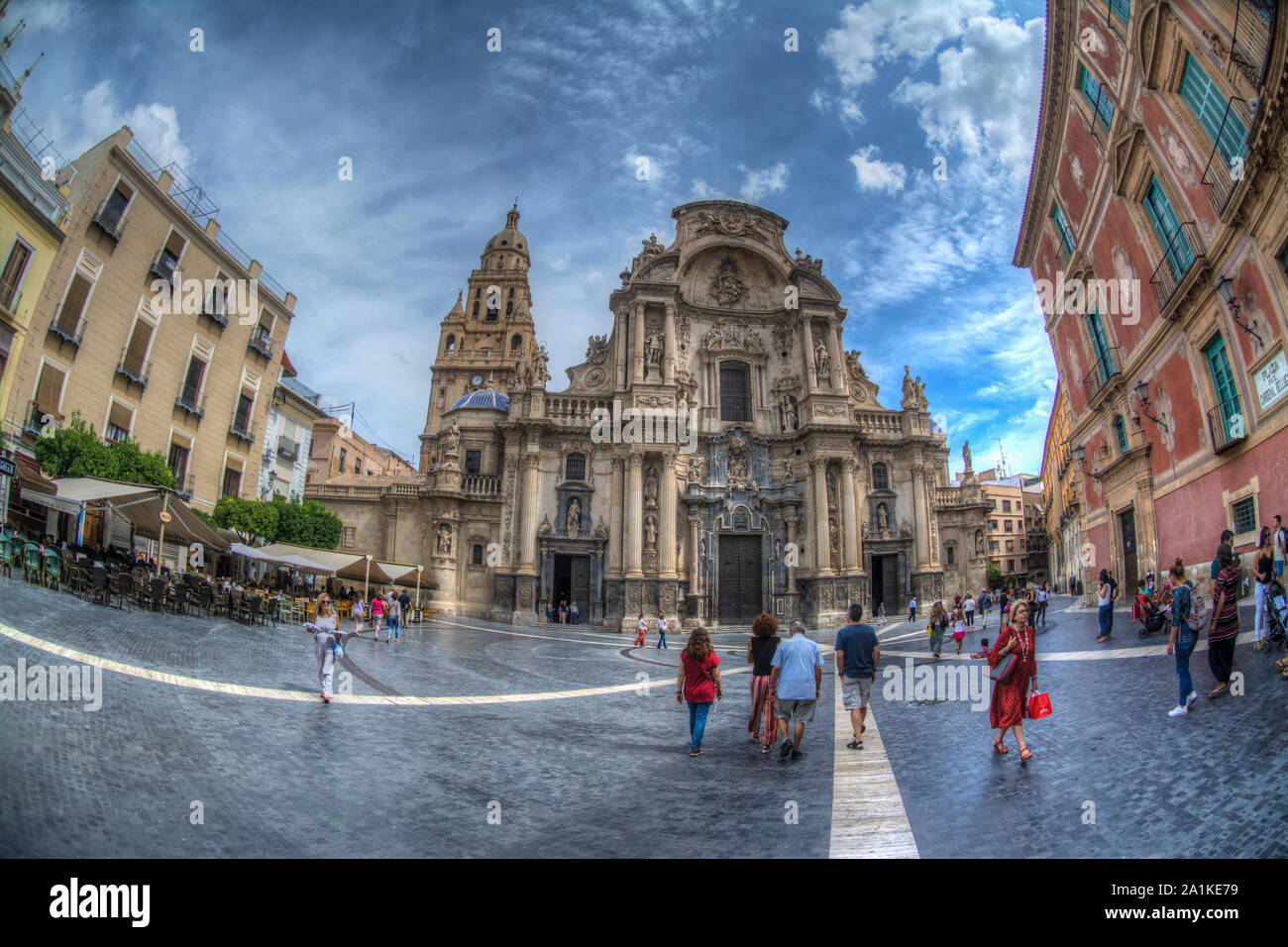 HDR-Bild der Kathedrale von Murcia in der Plaza Del Cardenal Belluga Spanien Stockfoto