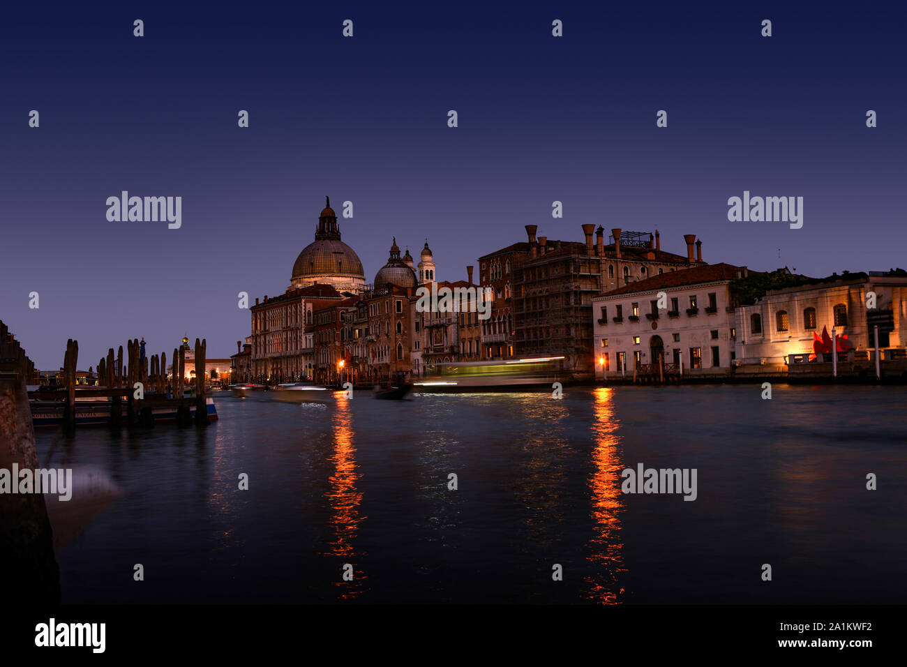 Romantischer Sonnenuntergang in Venedig, Italien, Europa Stockfoto