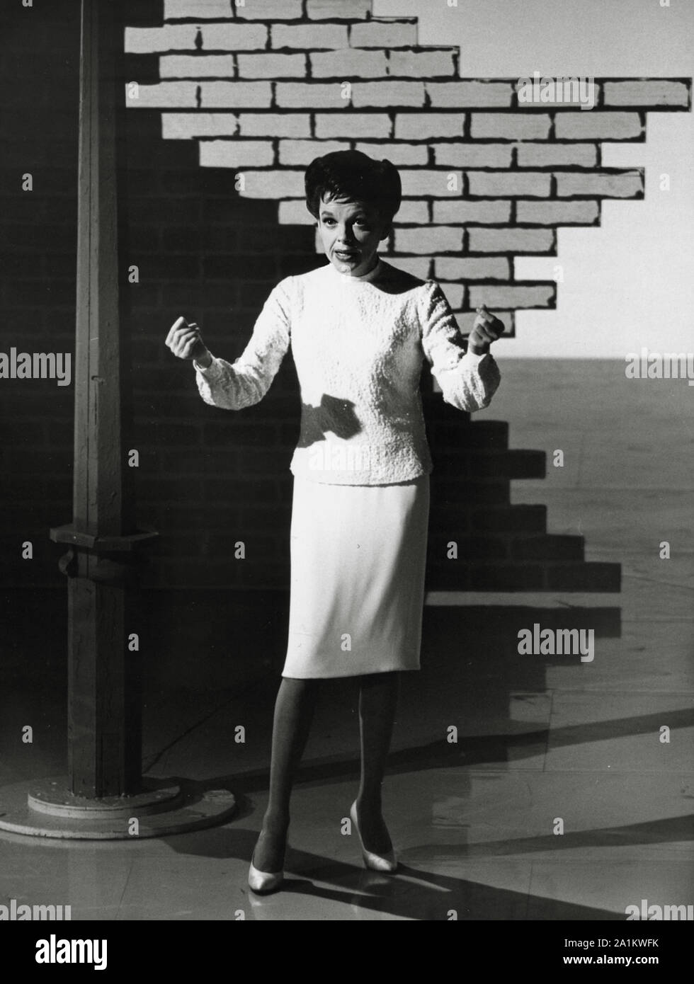 Judy Garland auf Ihr Fernsehen Show", die Judy Garland Show" ca. 1963 CBS Datei Referenz #33848-684 THA Stockfoto
