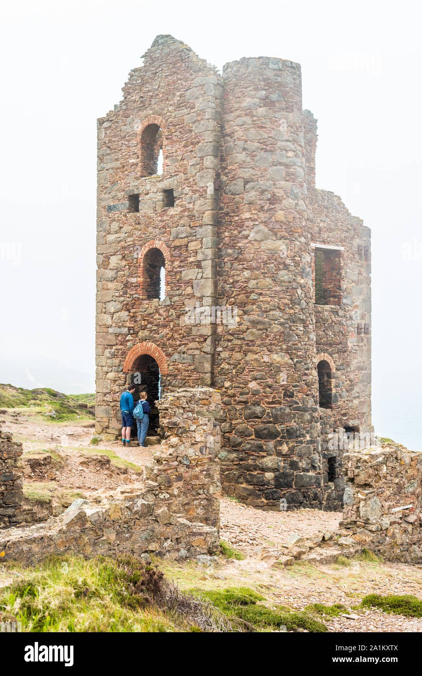 Towanroath Engine House, Teil von Wheal Coates Zinnmine auf dem kornischen Küste in der Nähe von St Agnes, Cornwall, England. UK. Stockfoto