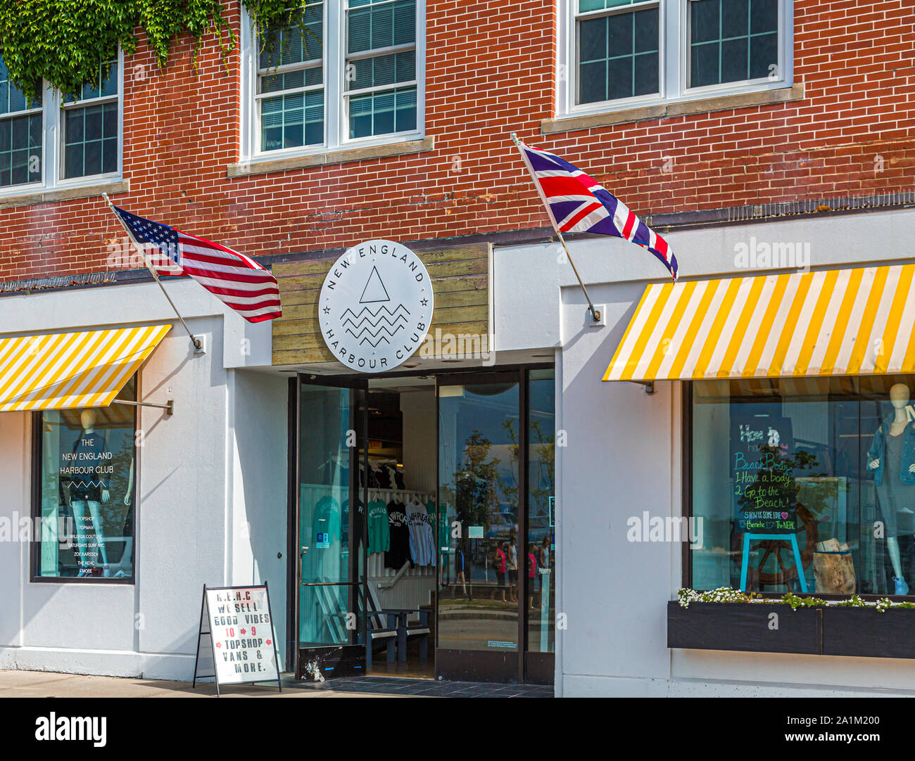 NEWPORT, Rhode Island - 8. Juli 2017: Newport ist eine Stadt am Meer in Rhode Island, als New England Sommer Resort bekannt ist und ist berühmt für seine hist Stockfoto