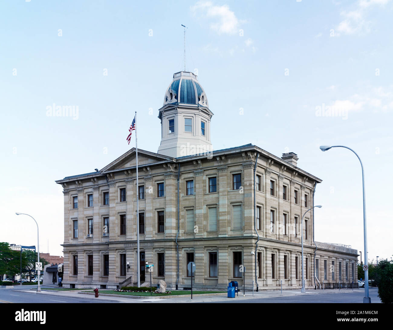 Schrägansicht, Federal Building und US-Gericht, Port Huron, Michigan Stockfoto