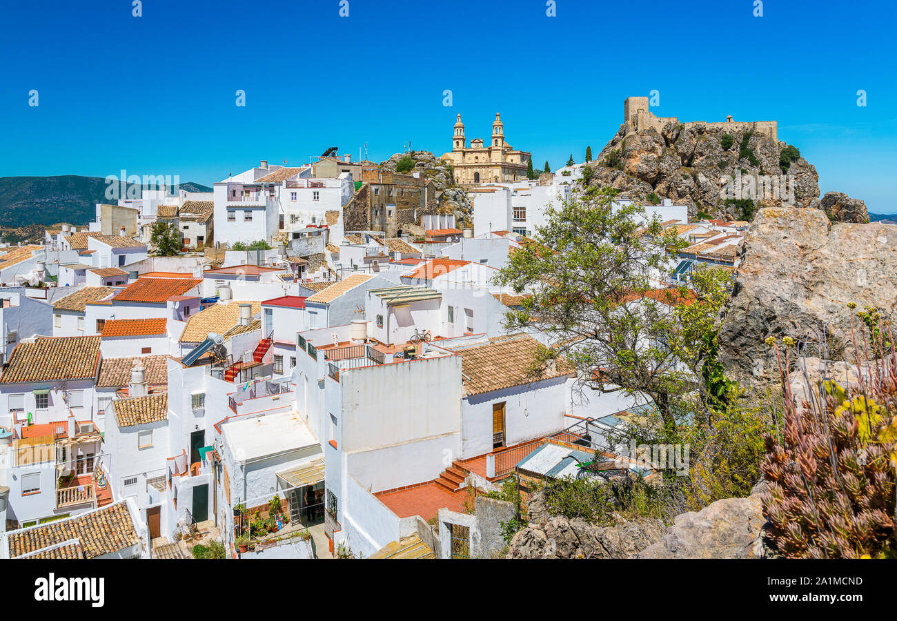 Malerische Anblick in der schönen Olvera, Provinz Cadiz, Andalusien, Spanien. Stockfoto